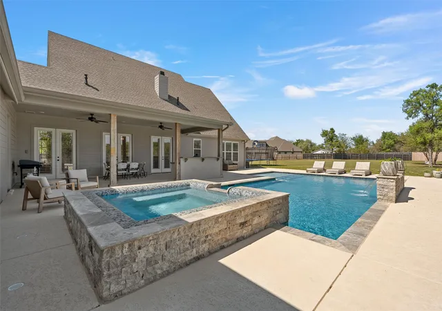 Photo 3 of Single family home for sale at 216 Wycliff Dr, China Spring, TX 76633 | MLS# 21222699 | Listing updated on 2026-09-17