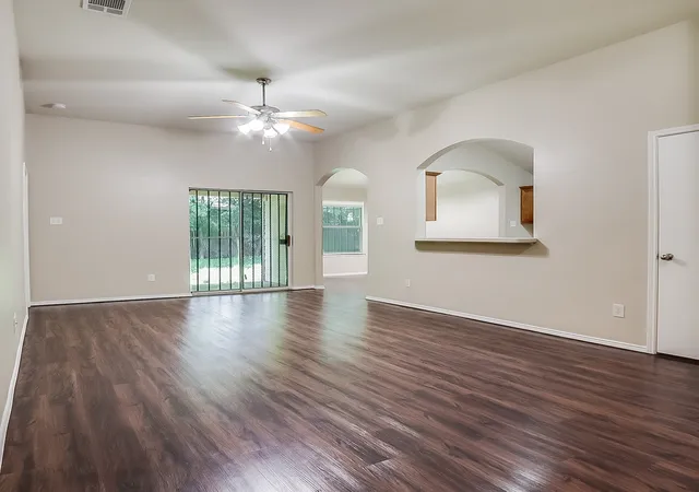 Photo 3 of Single family home for sale at 5029 Cottey St, Fort Worth, TX 76105 | MLS# 21222729 | Listing updated on 2026-08-31