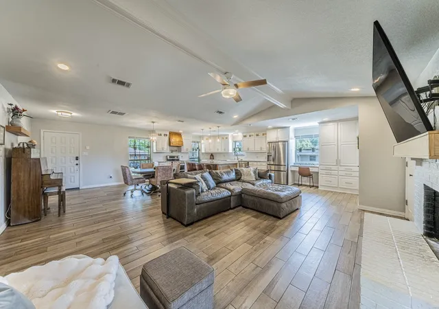 Homes for sale in Highland Village, TX | 210 Bexar Dr, Highland Village, TX 75077 | MLS# 21223253