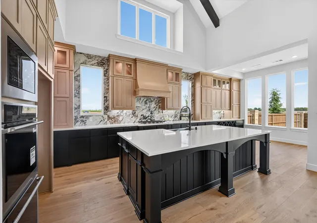 Photo 2 of Sale Pending at 2600 Paddington Dr, Celina, TX 75009 | MLS# 21224237 | Listing updated on 2026-08-20