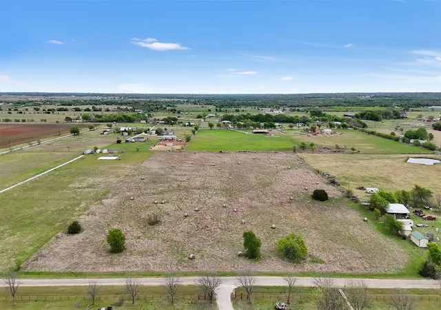 Homes for sale in Rio Vista, TX | 6123 Hill Ct, Rio Vista, TX 76093 | MLS# 21222046