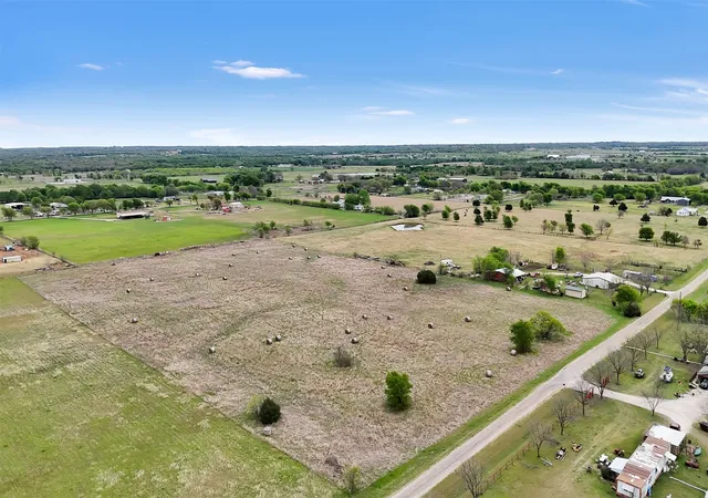 Homes for sale in Rio Vista, TX | 6123 Hill Ct, Rio Vista, TX 76093 | MLS# 21222046