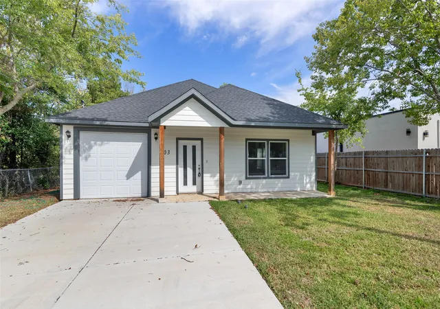 Photo 1 of Single family home for sale at 503 Martin Luther King St, Denison, TX 75020 | MLS# 21224524 | Listing updated on 2026-08-03
