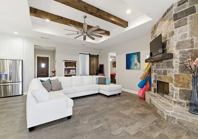 Photo 2 of Single family home for sale at 1103 Pioneer Xing, Weatherford, TX 76088 | MLS# 21224586 | Listing updated on 2026-09-30