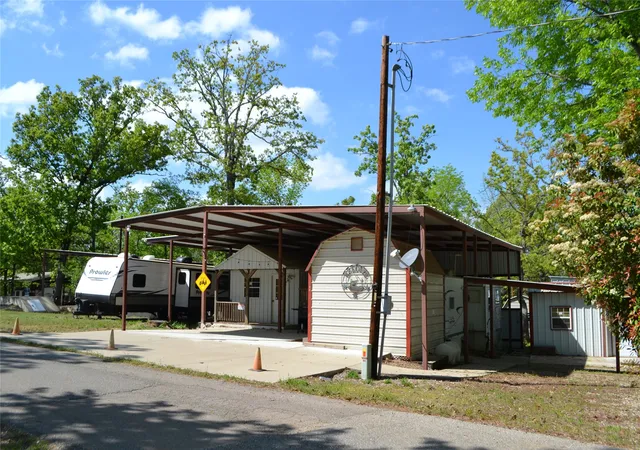 Photo 3 of Manufactured home for sale at Tbd Private Road 5811 Road #5811, Yantis, TX 75765 | MLS# 21224243 | Listing updated on 2026-08-24