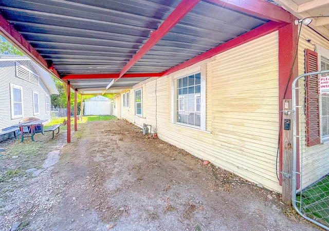 Homes for sale in Corsicana, TX | 401 S 30th St, Corsicana, TX 75110 | MLS# 21222780
