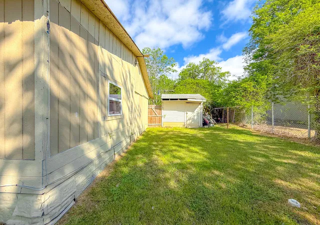 Homes for sale in Corsicana, TX | 401 S 30th St, Corsicana, TX 75110 | MLS# 21222780