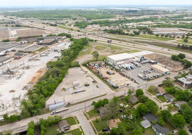 Photo 2 of Land for sale at 600 Loop 820, Fort Worth, TX 76115 | MLS# 21224983 | Listing updated on 2026-08-20