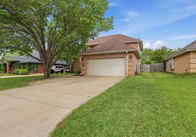 Homes for sale in North Richland Hills, TX | 7433 Steward Ln, North Richland Hills, TX 76182 | MLS# 21222304