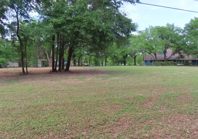 Photo 1 of Land for sale at 00 Henry Iv, Mabank, TX 75156 | MLS# 21224059 | Listing updated on 2026-09-29