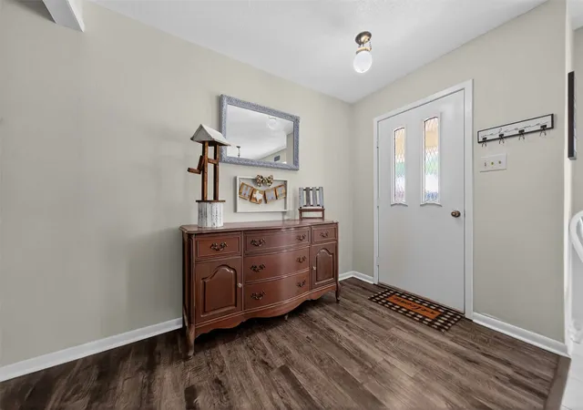 Photo 3 of Sale Pending at 15515 Nell Lynn Ln, Tyler, TX 75707 | MLS# 21220968 | Listing updated on 2026-10-04