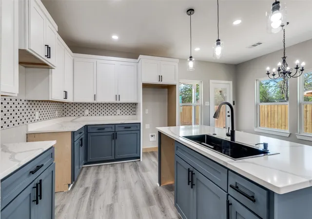 Photo 2 of Single family home for sale at 3402 Spring Ave, Dallas, TX 75215 | MLS# 21224951 | Listing updated on 2026-10-05