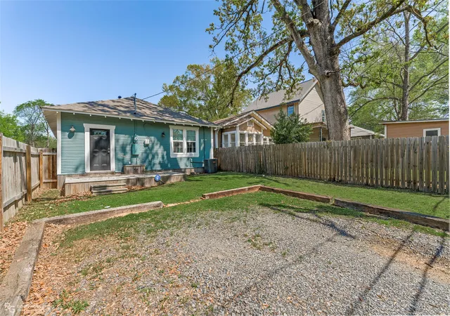 28th image of 329 Wilkinson St, Shreveport, LA 71104 | MLS# 21224241