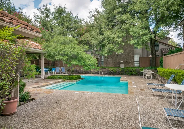 Homes for sale in Richardson, TX | 895 Dublin Dr #4, Richardson, TX 75080 | MLS# 21225193