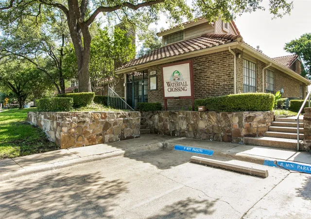 Homes for sale in Richardson, TX | 895 Dublin Dr #4, Richardson, TX 75080 | MLS# 21225193