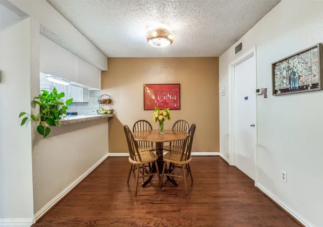 Homes for sale in Richardson, TX | 895 Dublin Dr #4, Richardson, TX 75080 | MLS# 21225193