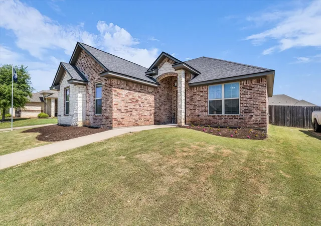 Homes for sale in Waco, TX | 10405 Aquilla Trl, Waco, TX 76708 | MLS# 21224691