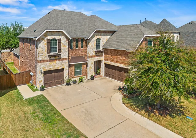 Photo 3 of Single family home for sale at 1608 Alamosa Dr, Allen, TX 75013 | MLS# 21225203 | Listing updated on 2026-09-02