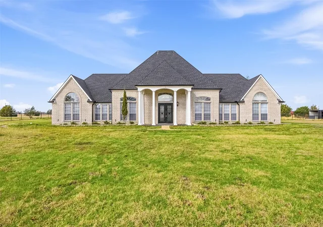 Homes for sale in Kemp, TX | 10840 Fm 1895, Kemp, TX 75143 | MLS# 21225264