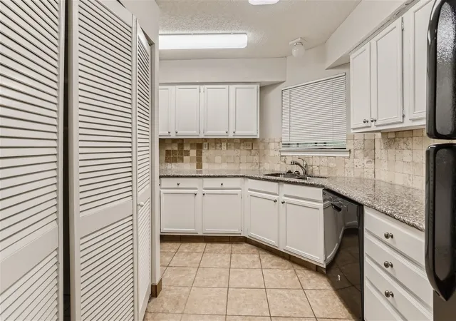 Homes for sale in Addison, TX | 16301 Ledgemont Ln #269, Addison, TX 75001 | MLS# 21225238