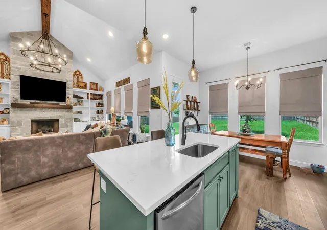 Photo 1 of Single family home for sale at 119 Oak View Dr, Godley, TX 76044 | MLS# 21220074 | Listing updated on 2026-08-04
