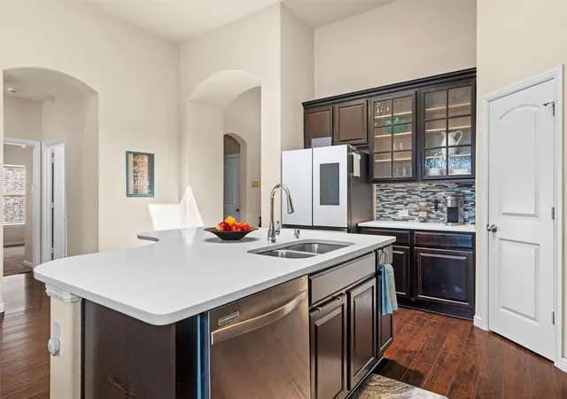 Photo 3 of Sale Pending at 920 Goldenmist Dr, Little Elm, TX 75068 | MLS# 21218287 | Listing updated on 2026-08-31