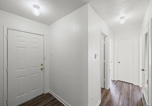 Photo 3 of Single family home for sale at 500 Hwy 22, Meridian, TX 76665 | MLS# 21225460 | Listing updated on 2026-10-01