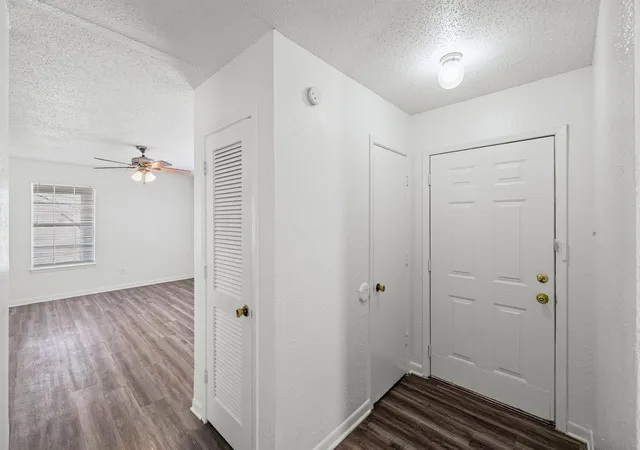 Photo 3 of Single family home for sale at 500 Hwy 22, Meridian, TX 76665 | MLS# 21225460 | Listing updated on 2026-10-01