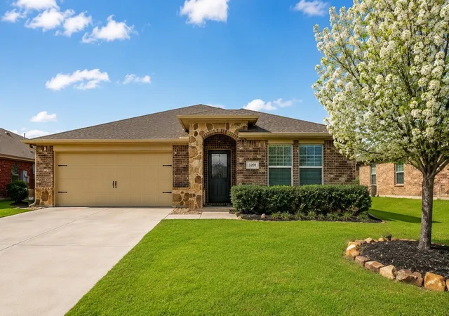Homes for sale in Royse City, TX | 910 Community Wy, Royse City, TX 75189 | MLS# 21223587