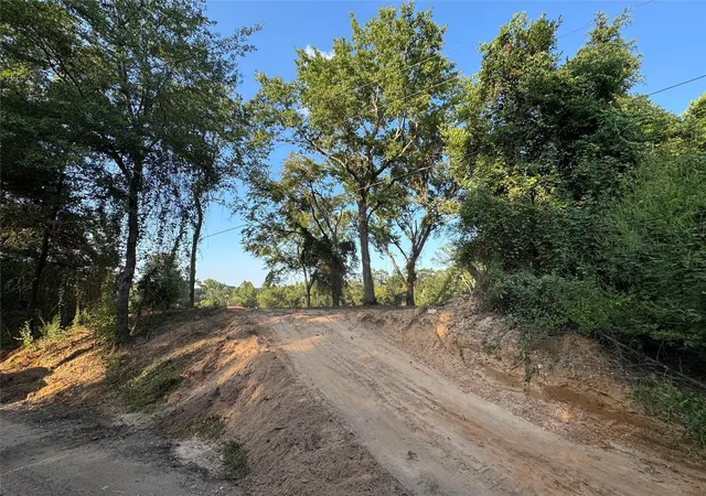 Photo 2 of Land for sale at 0 N Old Prairieville, Athens, TX 75751 | MLS# 21225487 | Listing updated on 2026-08-24
