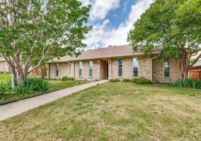 Photo 1 of Single family home for sale at 1513 Silverleaf Dr, Carrollton, TX 75007 | MLS# 21225501 | Listing updated on 2026-07-15