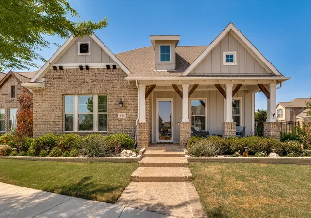 Photo 1 of Sale Pending at 4724 Raspberry Spar Ct, Arlington, TX 76005 | MLS# 21225227 | Listing updated on 2026-07-20