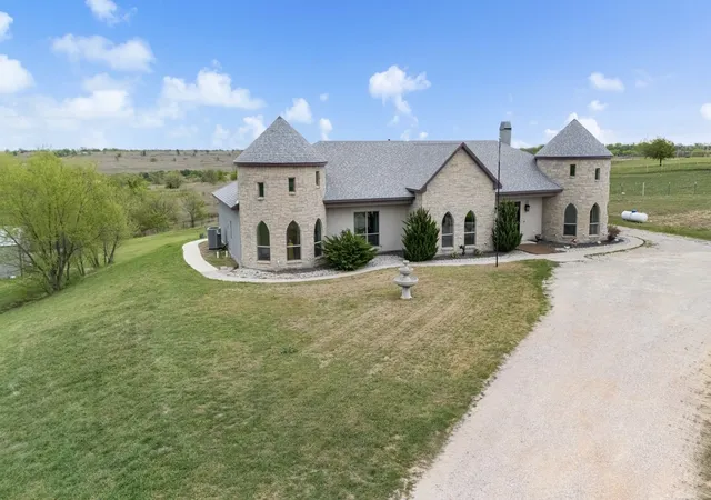Homes for sale in Decatur, TX | 1395 Private Road 4011, Decatur, TX 76234 | MLS# 21222732