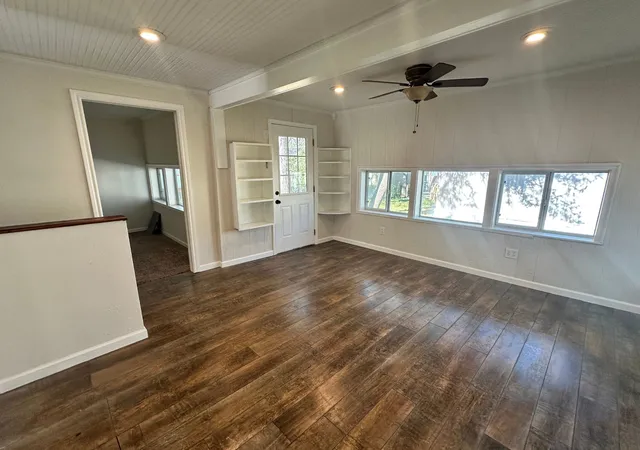 Photo 1 of Single family home for sale at 310 Cedar Point Cir, Gordonville, TX 76245 | MLS# 21222967 | Listing updated on 2026-10-05