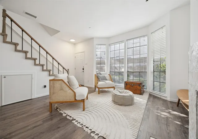 Homes for sale in Dallas, TX | 3919 Cole Ave, Dallas, TX 75204