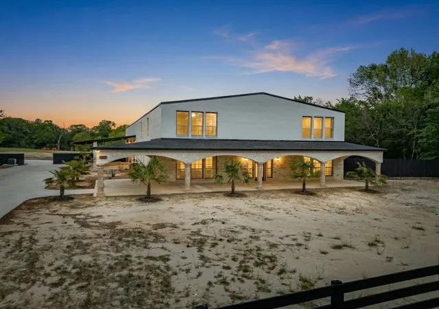 Photo 1 of Single family home for sale at 603 S Houston St, Edgewood, TX 75117 | MLS# 21221887 | Listing updated on 2026-07-16