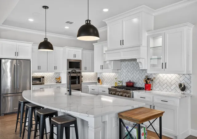 Photo 4 of Single family home for sale at 14537 Cedar Brook Pl, Fort Worth, TX 76008 | MLS# 21156524 | Listing updated on 2026-07-22