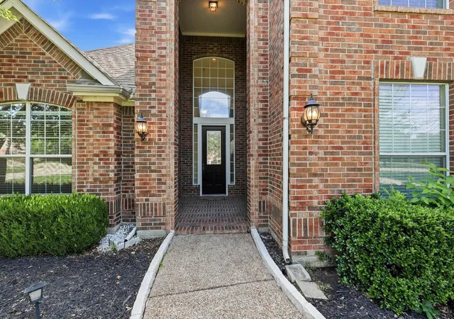 3rd image of 1131 Durango Cir, Shady Shores, TX 76208 | MLS# 21225225