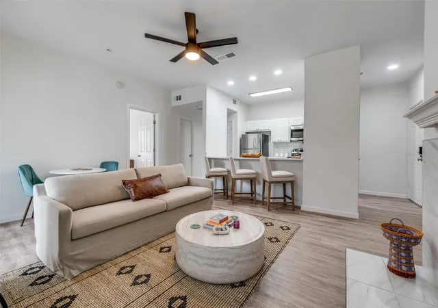 1st image of 6003 Oram St #203, Dallas, TX 75206 | MLS# 21225713