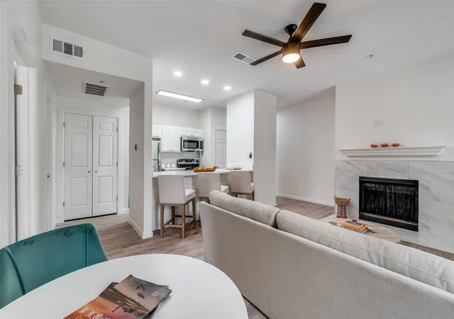 4th image of 6003 Oram St, Dallas, TX 75206