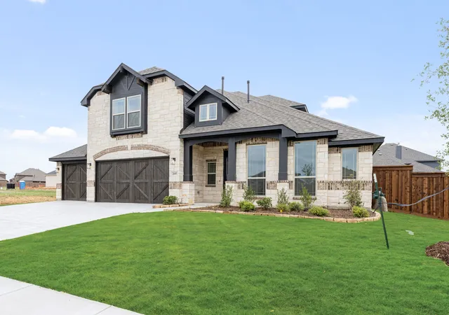 Photo 3 of Sale Pending at 2605 Acton Dr, Venus, TX 76084 | MLS# 21225704 | Listing updated on 2026-08-30