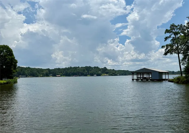 Homes for sale in Gladewater, TX | 2002 W Lake Dr, Gladewater, TX 75647 | MLS# 21225873