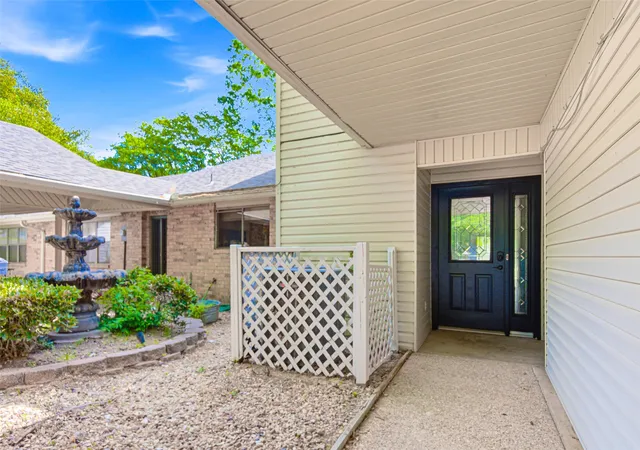 Homes for sale in Bullard, TX | 151 N Bay Dr, Bullard, TX 75757 | MLS# 21225951