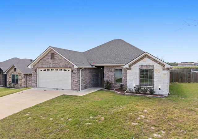 Homes for sale in Winona, TX | 114 Hay Meadow Dr, Winona, TX 75792 | MLS# 21207917