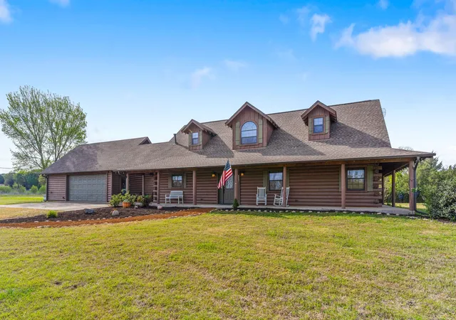 Photo 1 of Single family home for sale at 7516 Fm 121, Van Alstyne, TX 75495 | MLS# 21206221 | Listing updated on 2026-09-30