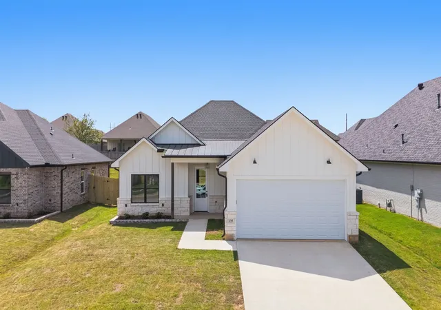 Homes for sale in Bullard, TX | 135 Kaul Ln, Bullard, TX 75757 | MLS# 21220874