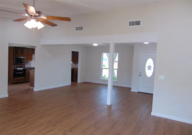 Photo 3 of Sale Pending at 3229 Kensington Dr, Mesquite, TX 75150 | MLS# 21201624 | Listing updated on 2026-07-27