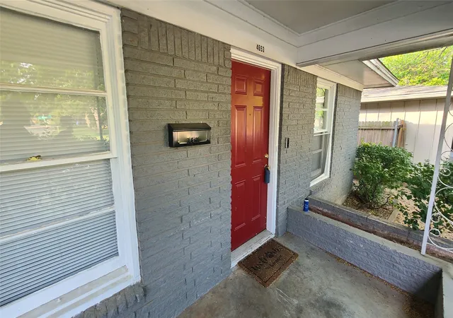 3rd image of 4653 Selkirk Dr, Fort Worth, TX 76109 | MLS# 21226446