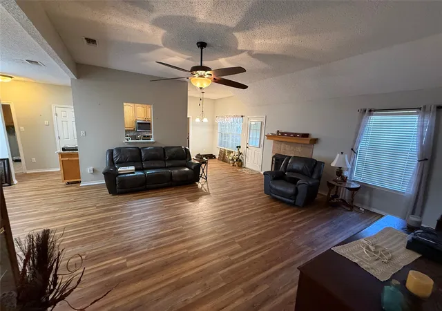 Homes for sale in Bonham, TX | 809 Martin St, Bonham, TX 75418 | MLS# 21225451