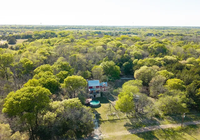 Photo 4 of Sale Pending at 459 County Road 4600, Trenton, TX 75490 | MLS# 21226090 | Listing updated on 2026-07-21